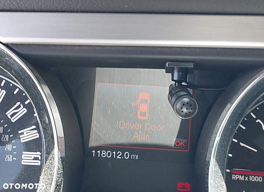 Ford Mustang 3.7 V6 - 12