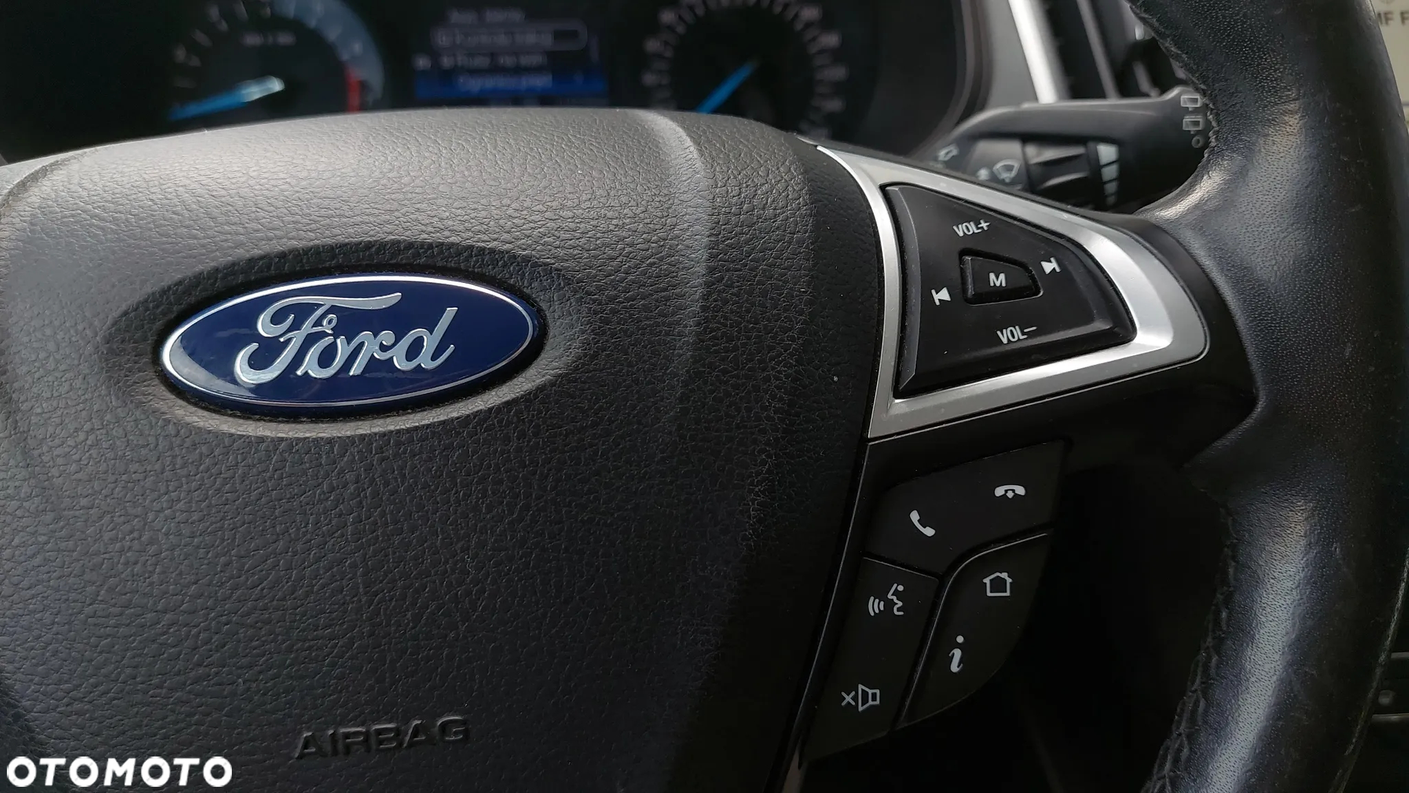 Ford S-Max - 22