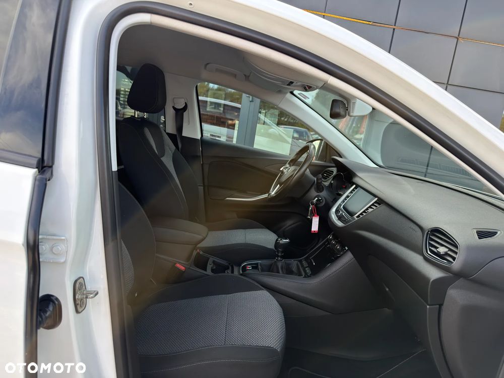 Opel Grandland X 1.2 T Innovation S&S - 26