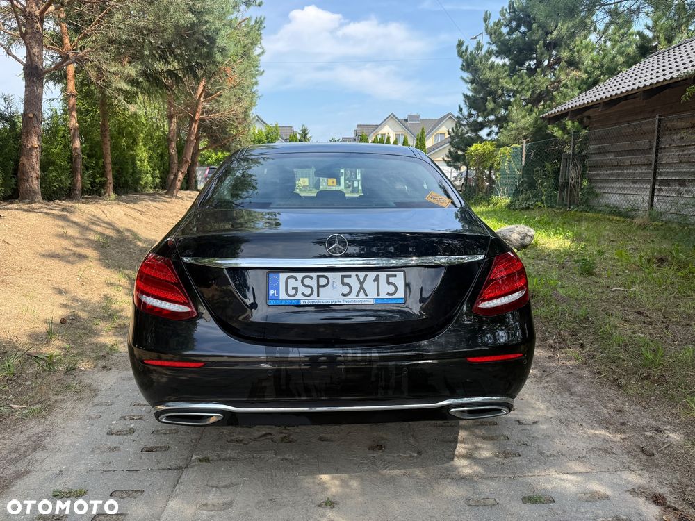 Mercedes-Benz Klasa E 220 d 4-Matic 9G-TRONIC - 6