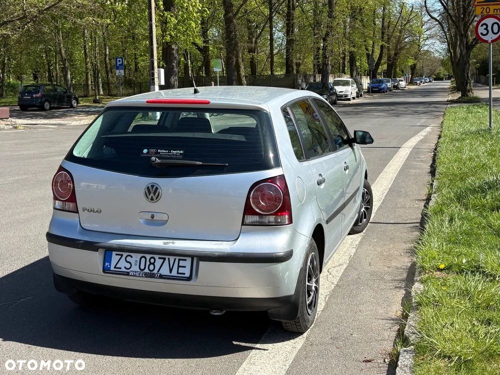 Volkswagen Polo 1.2 Basis - 2