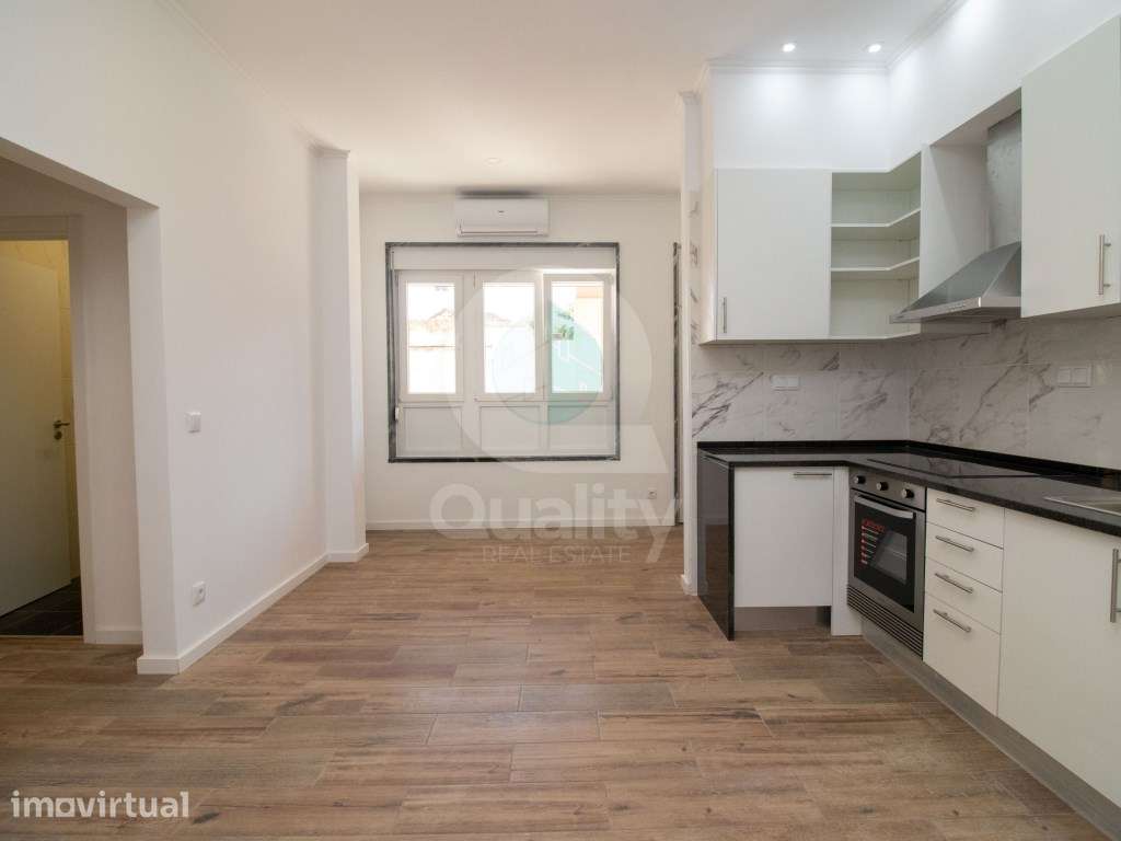 Magnífico apartamento T2, totalmente remodelado.