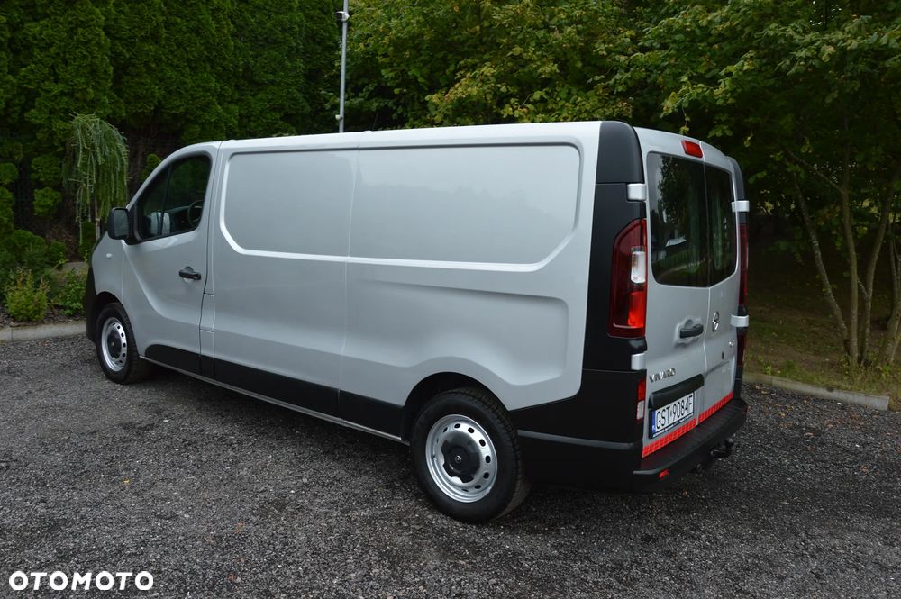 Opel Vivaro - 20