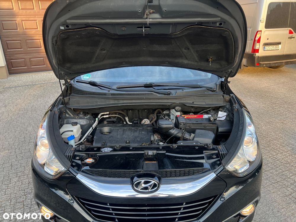 Hyundai ix35 1.7 CRDi 2WD blue Style - 29