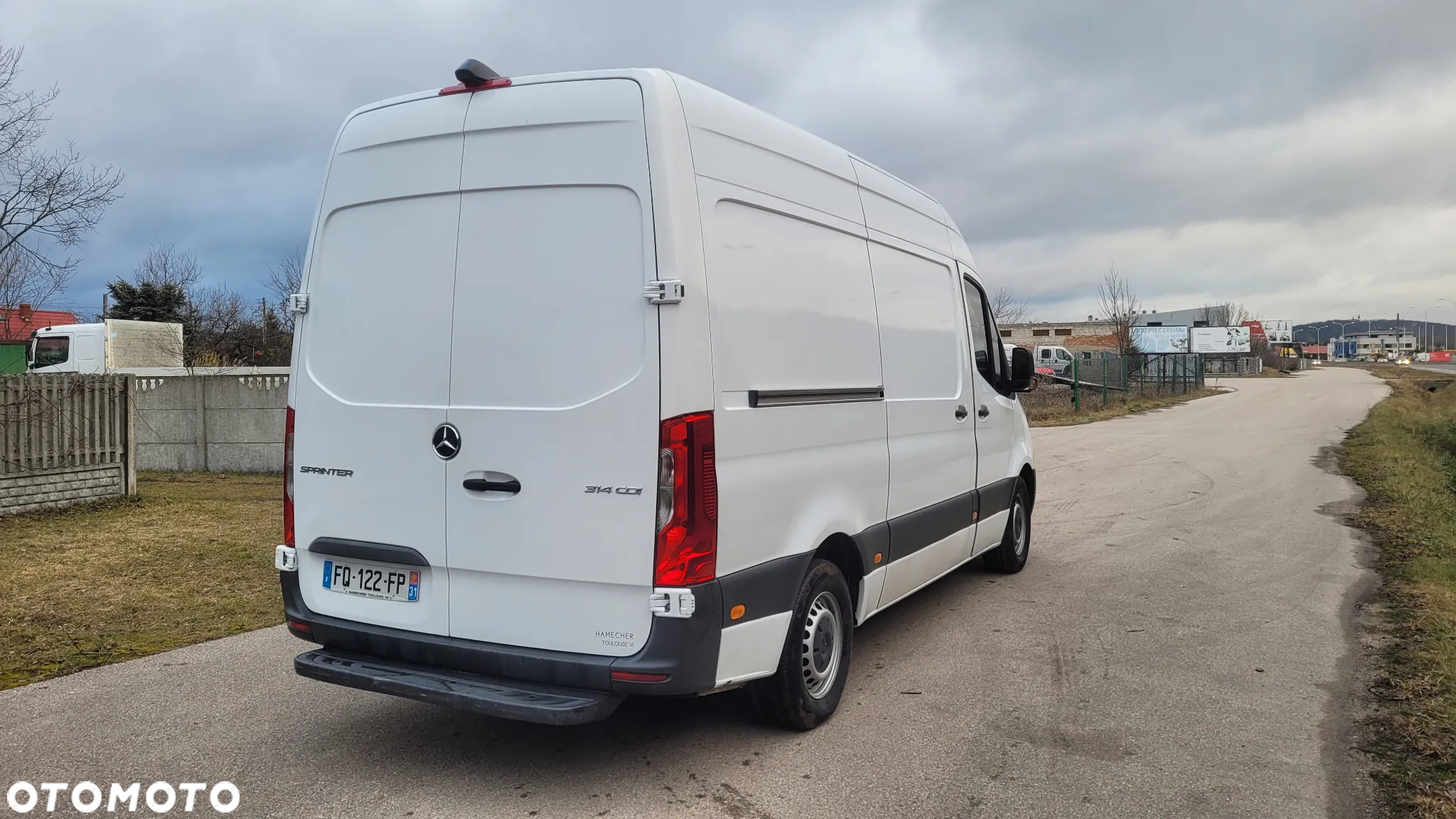 Mercedes-Benz Sprinter - 7
