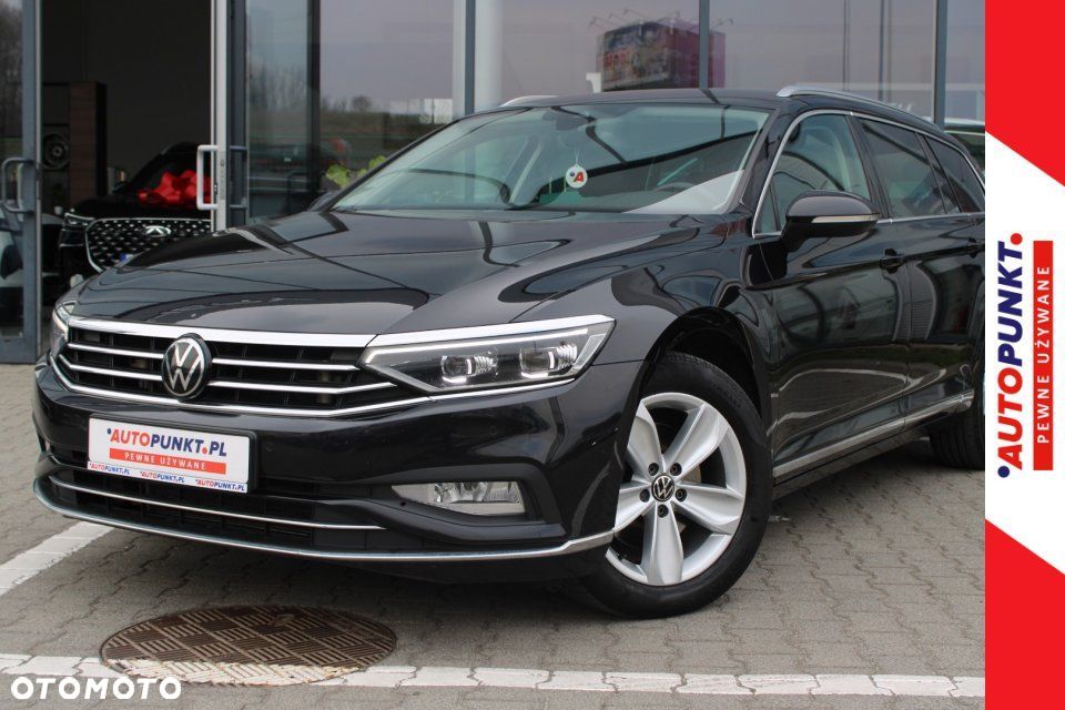Volkswagen Passat - 1