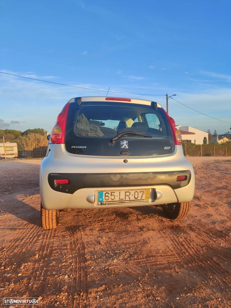 Peugeot 107 1.0 Black&Silver - 3