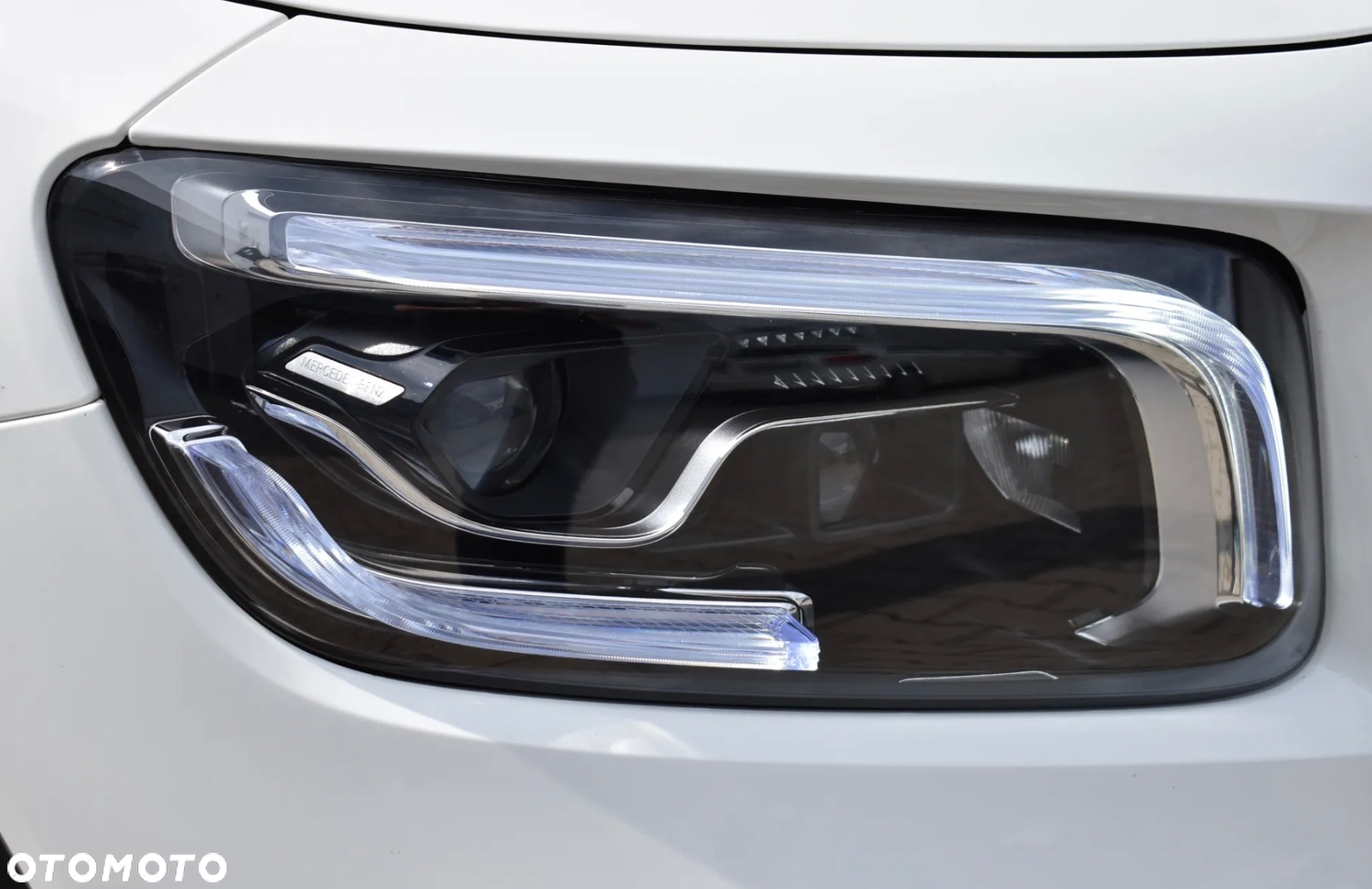 Mercedes-Benz GLB - 9