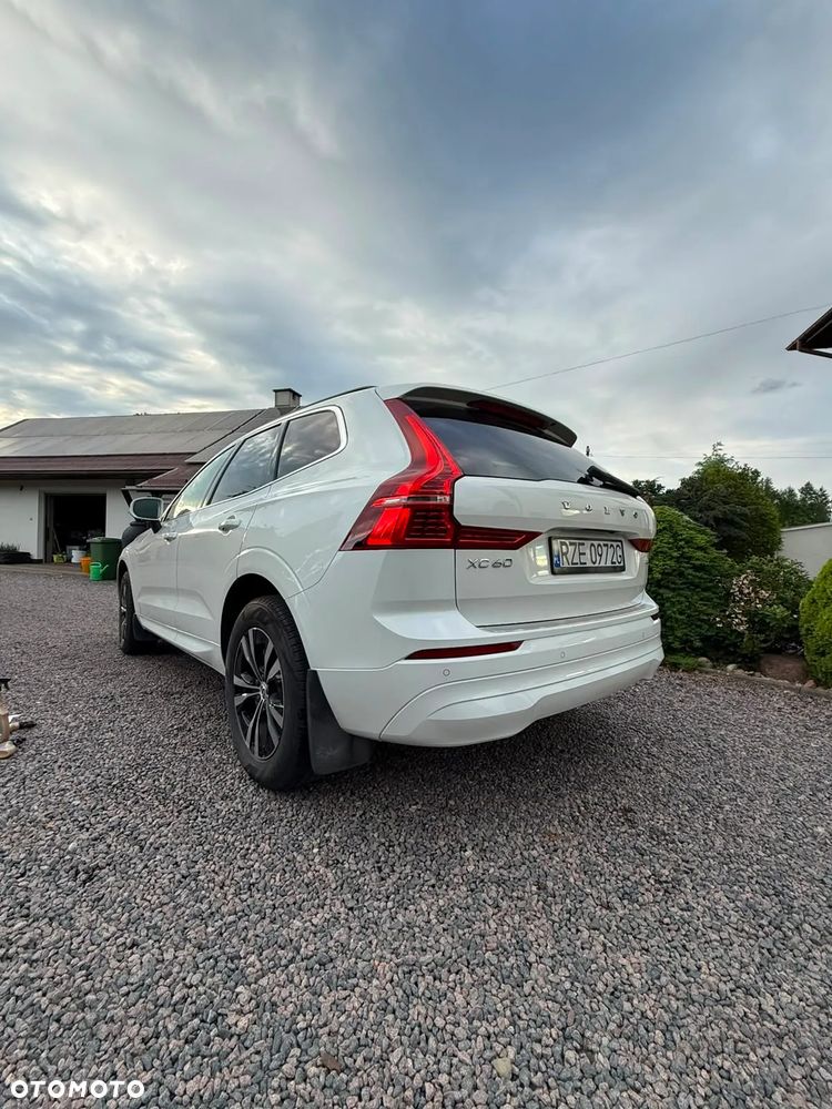 Volvo XC 60 B5 B AWD Ultimate Bright - 3