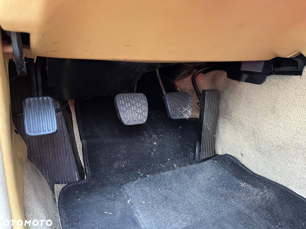 Mercedes-Benz W123 - 4