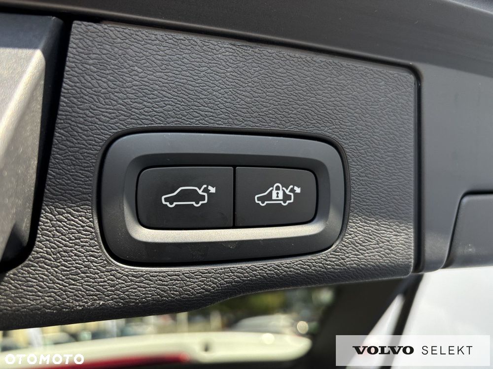 Volvo XC 60 - 25