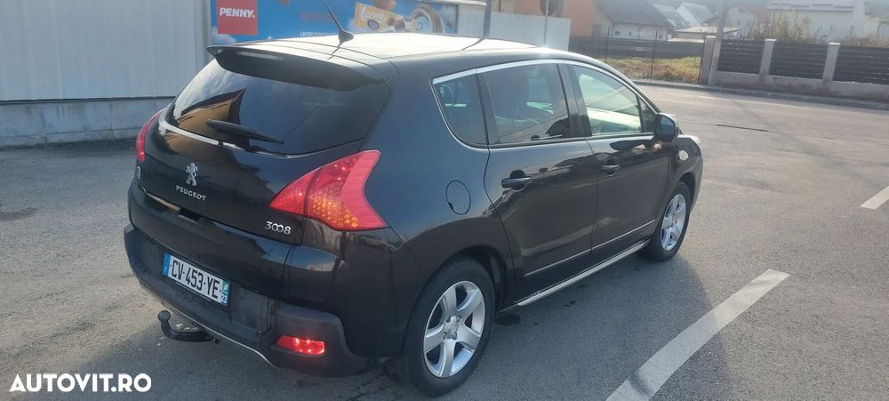 Peugeot 3008 HYbrid4 88g - 2