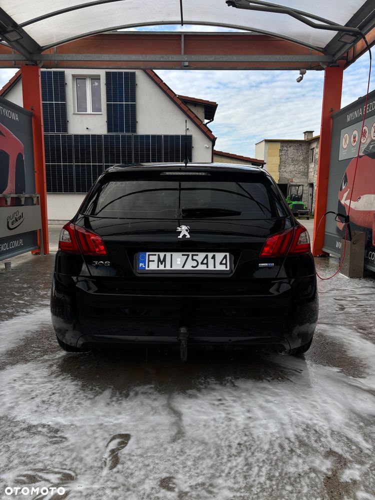 Peugeot 308 1.6 BlueHDi Allure S&S - 3