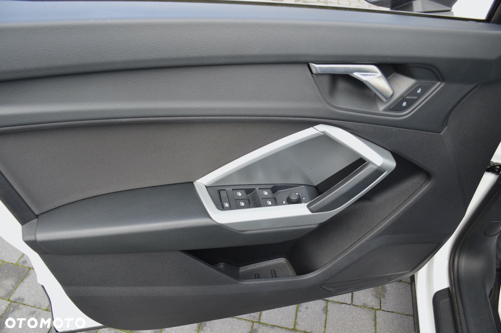 Audi Q3 35 TDI Advanced S tronic - 17