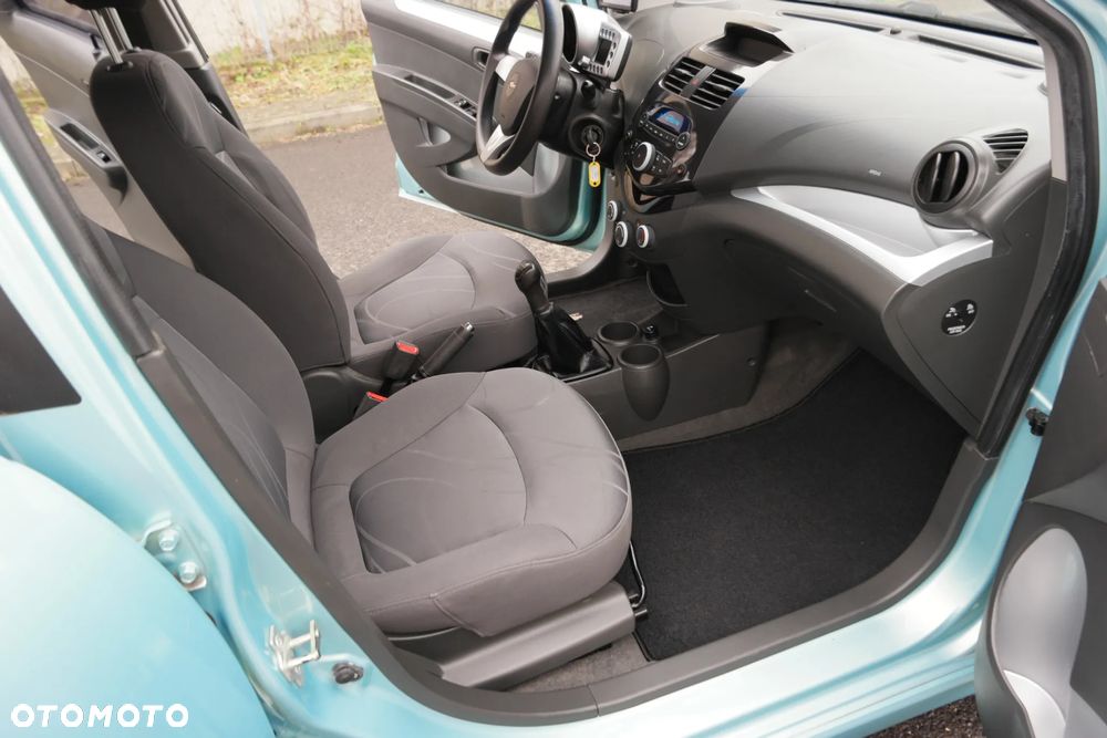 Chevrolet Spark 1.2 LT - 25