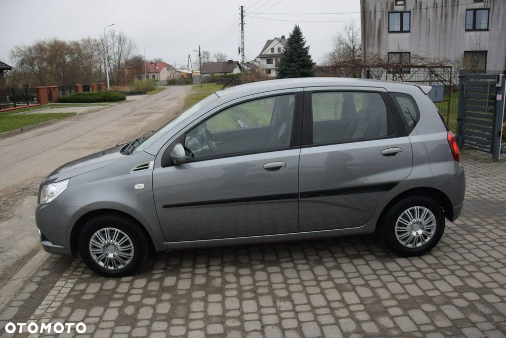 Chevrolet Aveo - 14