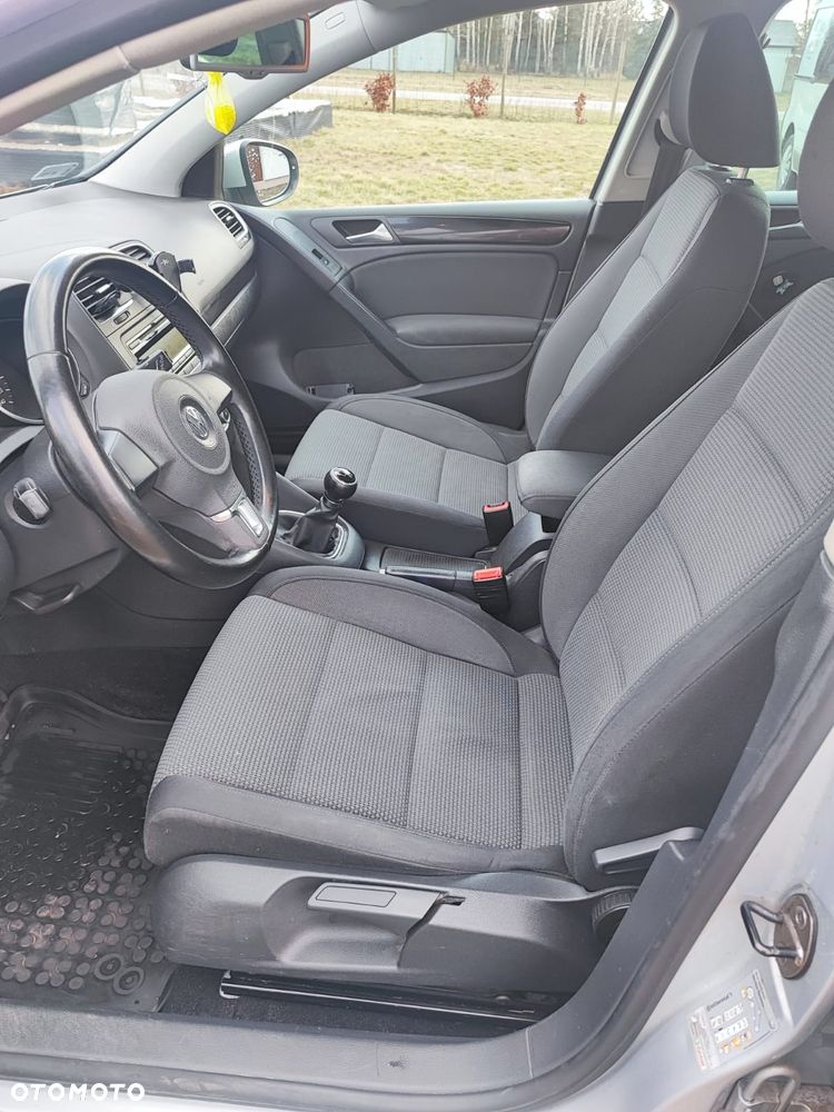 Volkswagen Golf 2.0 TDI Comfortline - 4