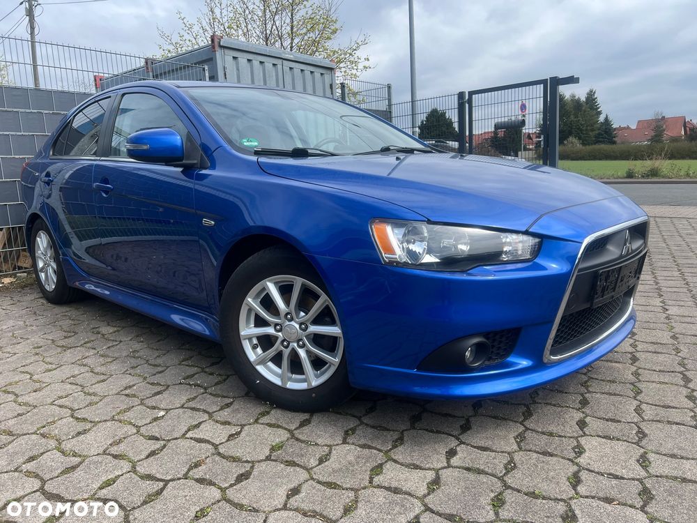 Mitsubishi Lancer Sportback 1.6 ClearTec Plus - 1