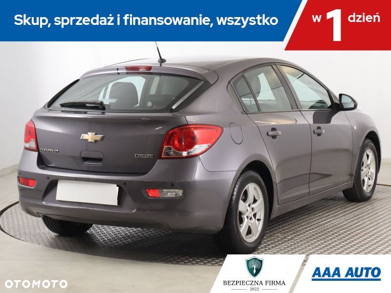 Chevrolet Cruze - 6