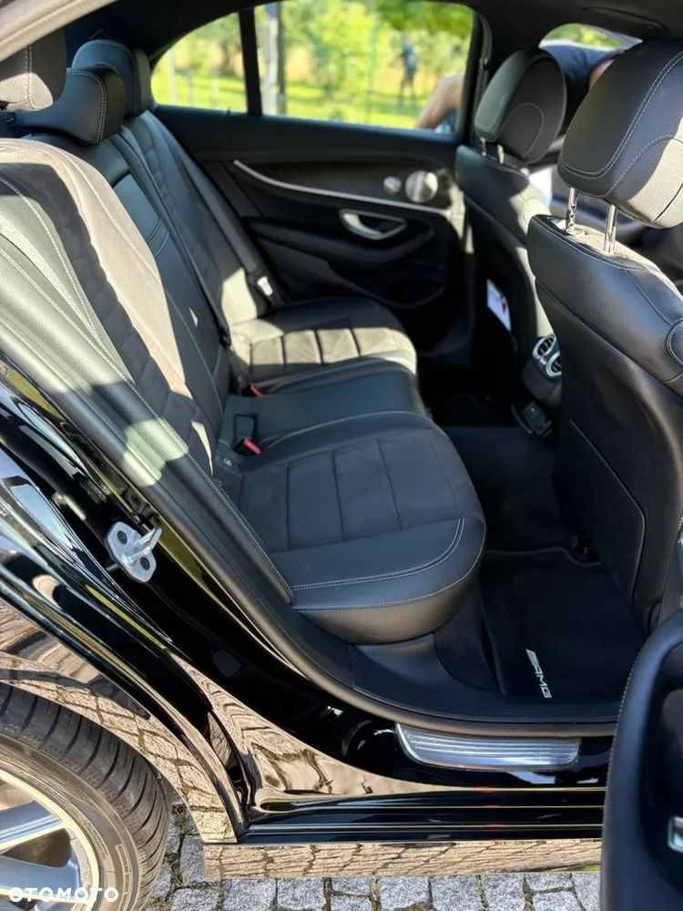 Mercedes-Benz Klasa E 300 de Business Edition - 18