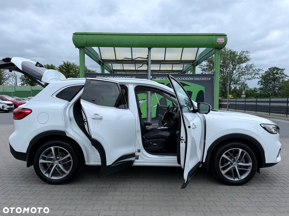 MG HS PHEV Luxury - 17