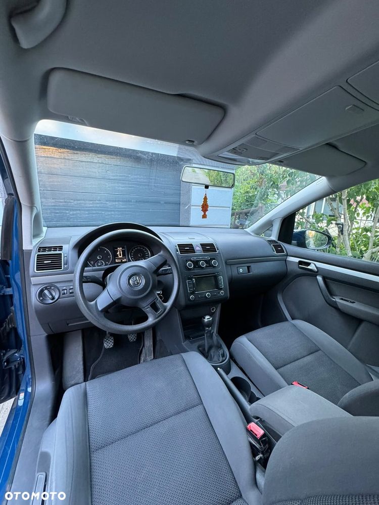 Volkswagen Touran - 7