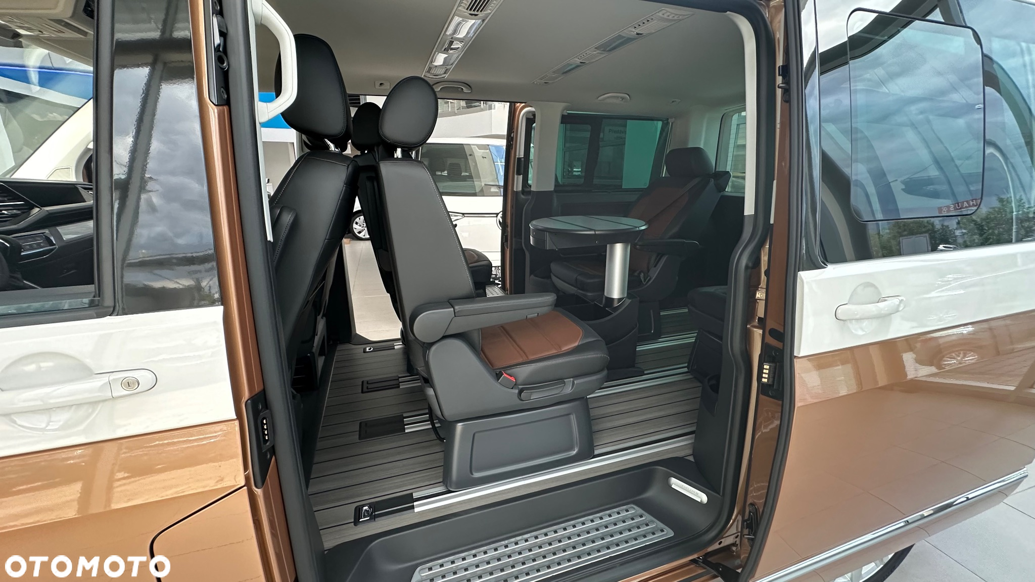 Volkswagen Multivan 6.1 2.0 TDI L1 Highline 4Motion DSG - 10