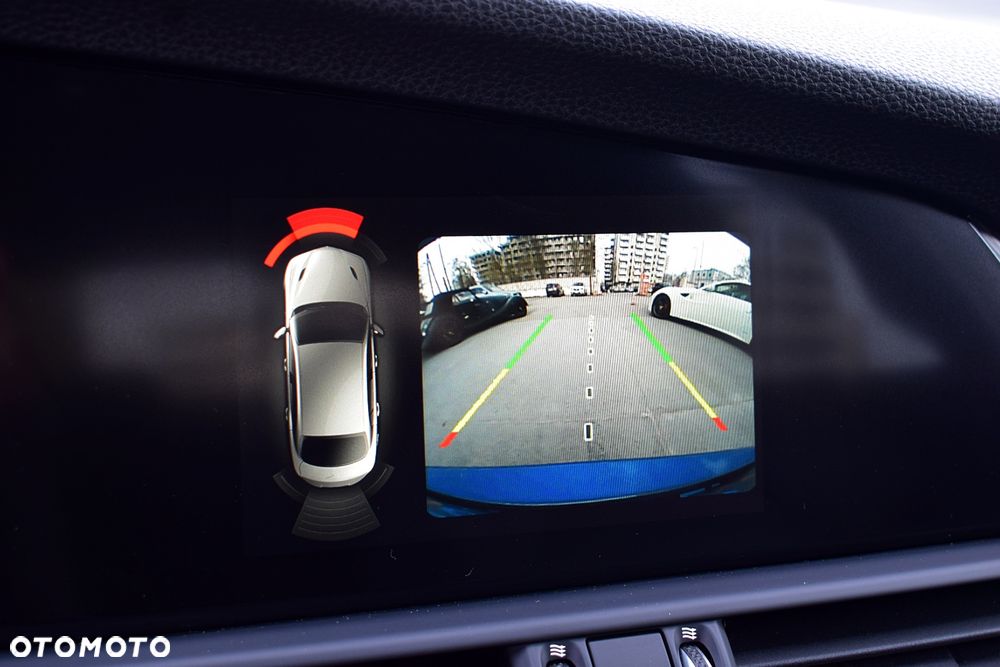 Alfa Romeo Giulia 2.0 Turbo Veloce Q4 - 12