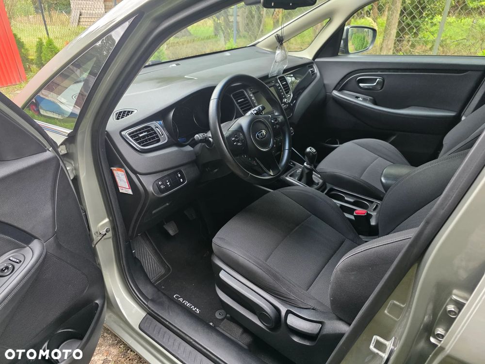 Kia Carens 1.6 GDI L 7os - 7