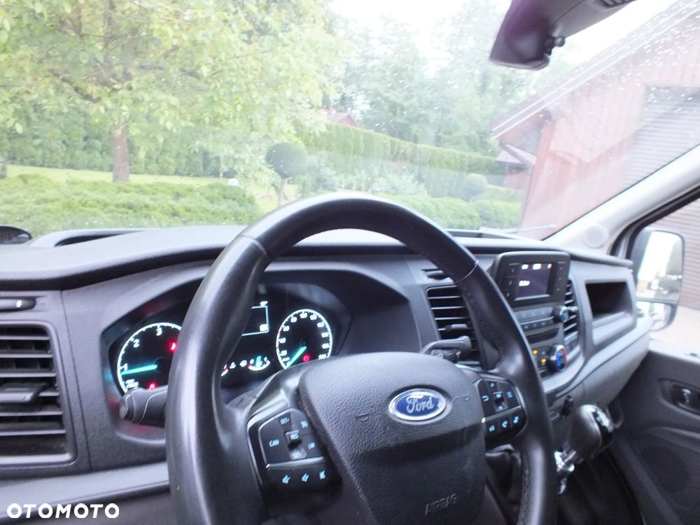 Ford Transit - 21