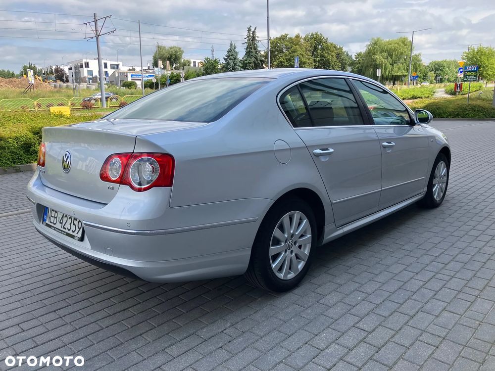 Volkswagen Passat 1.4 TSI Comfortline R-Style - 11