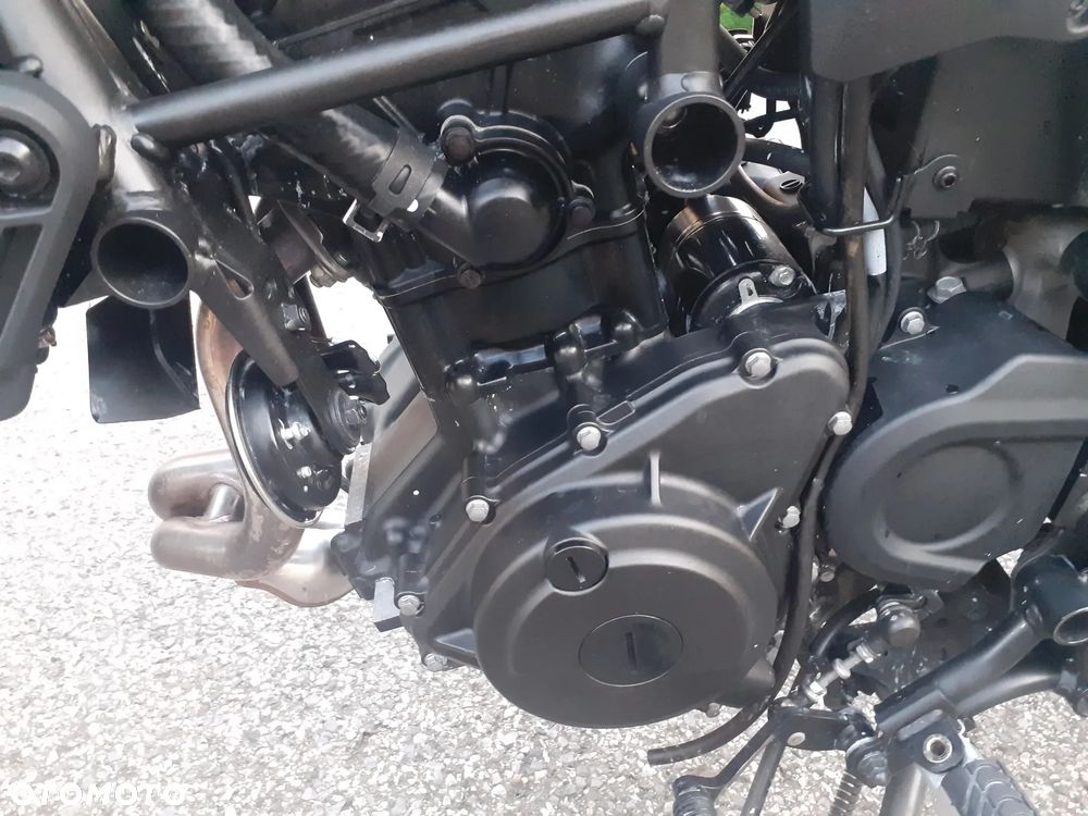 Kawasaki Eliminator 500 - 21