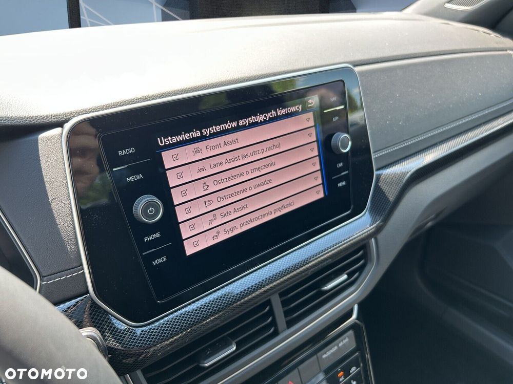 Volkswagen T-Cross - 21