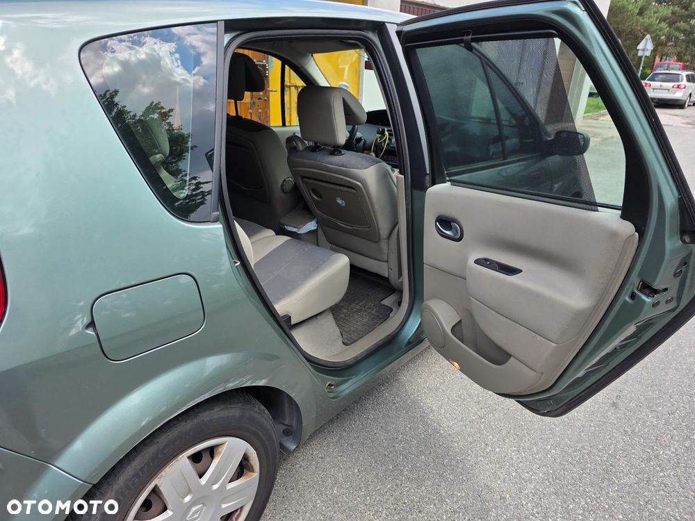 Renault Scenic - 9