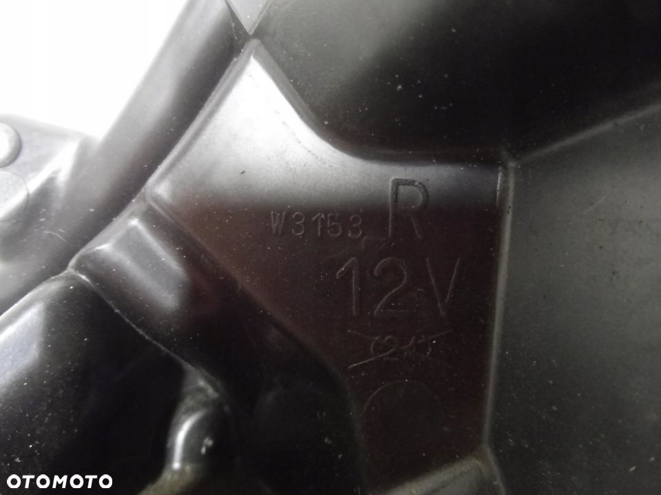 MITSHUBISI ECLIPSCROSS LAMPA PRAWA FULL LED - 4