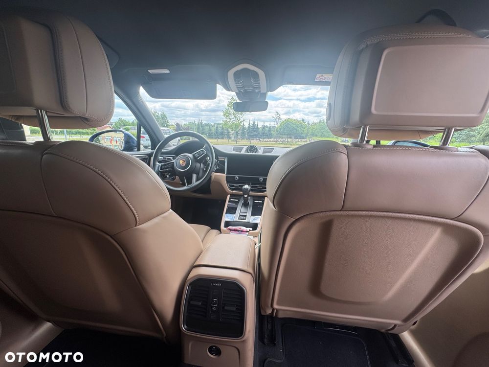 Porsche Macan Standard - 38