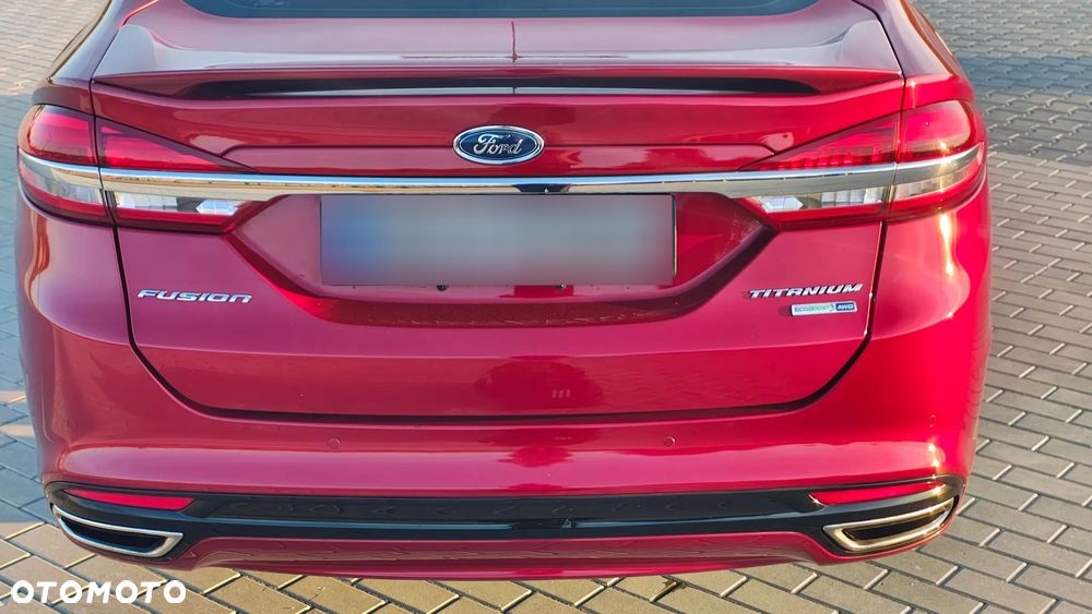 Ford Fusion 2.0 EcoBoost Titanium - 18