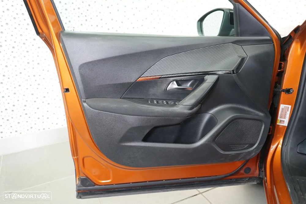 Peugeot 2008 1.2 PureTech Style - 19