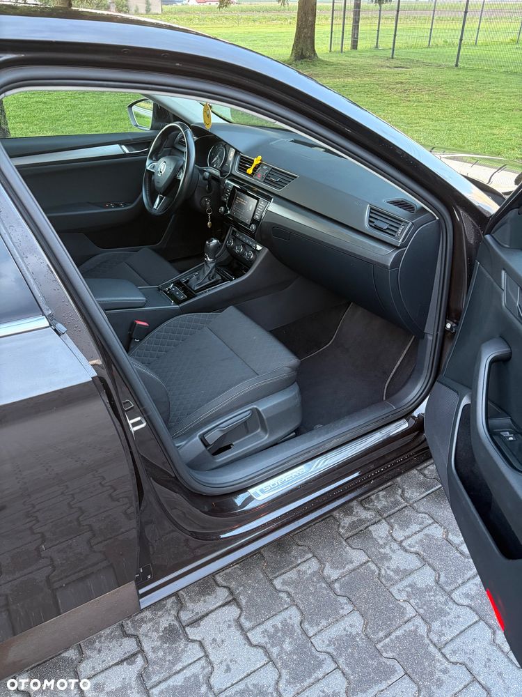 Skoda Superb 2.0 TDI Style DSG - 14