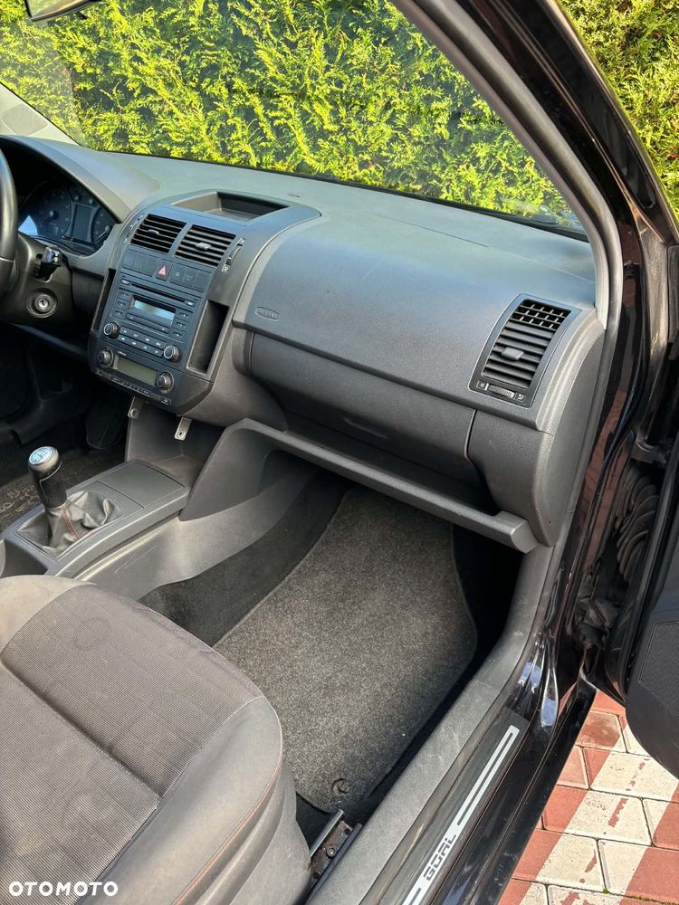 Volkswagen Polo 1.4 Goal - 2