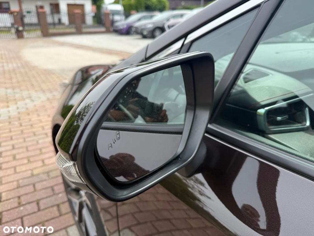 Toyota Corolla 2.0 Hybrid Touring Sports Lounge - 5