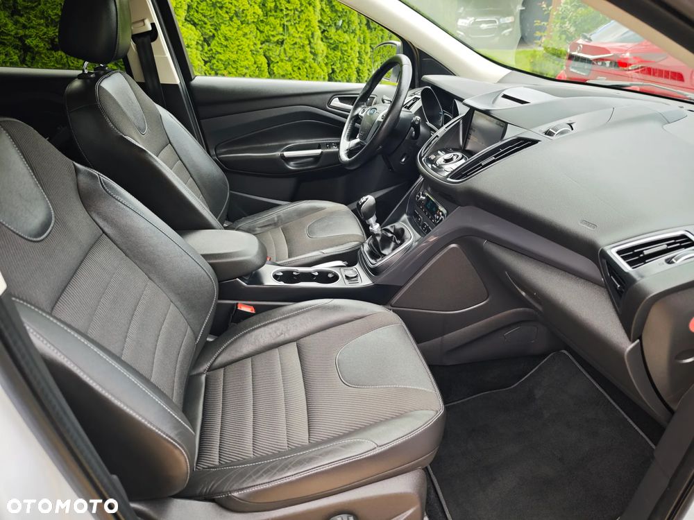 Ford Kuga 2.0 TDCi 2x4 Trend - 20