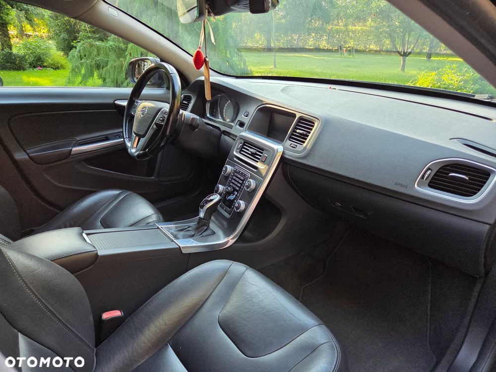 Volvo S60 - 11