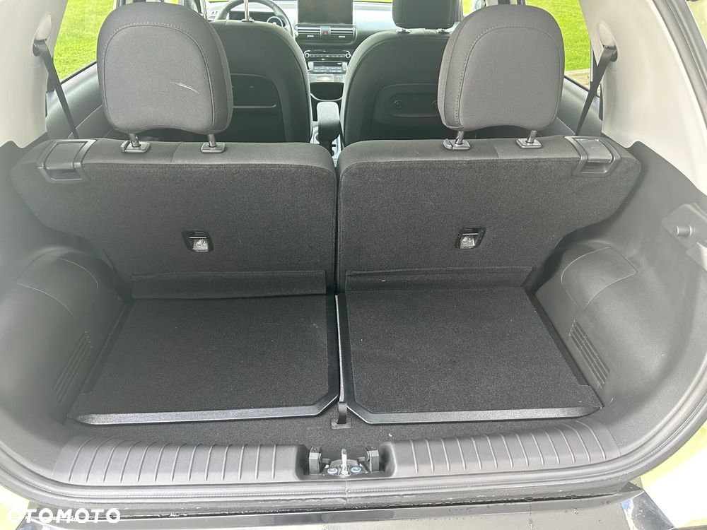 Hyundai Inster 49kWh Smart Limited - 12