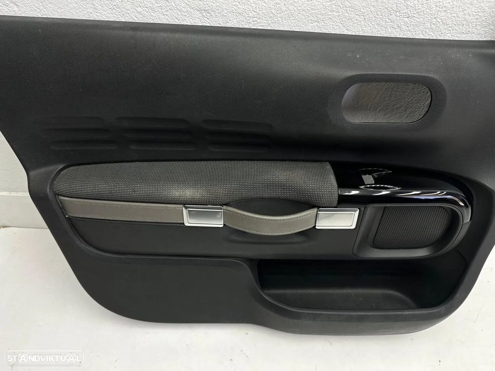 Farda / Quartela Frente / Trás Direita / Esquerda - Citroen C4 Cactus (2014) - 6