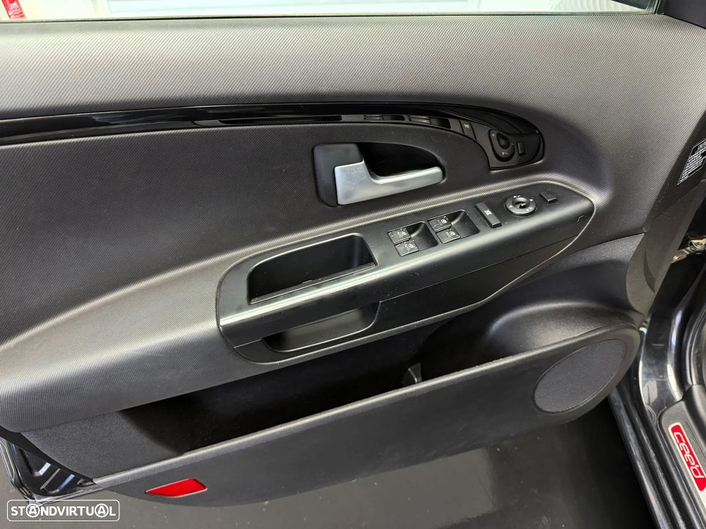 Kia Ceed SW 1.6 CRDi TX ISG - 7