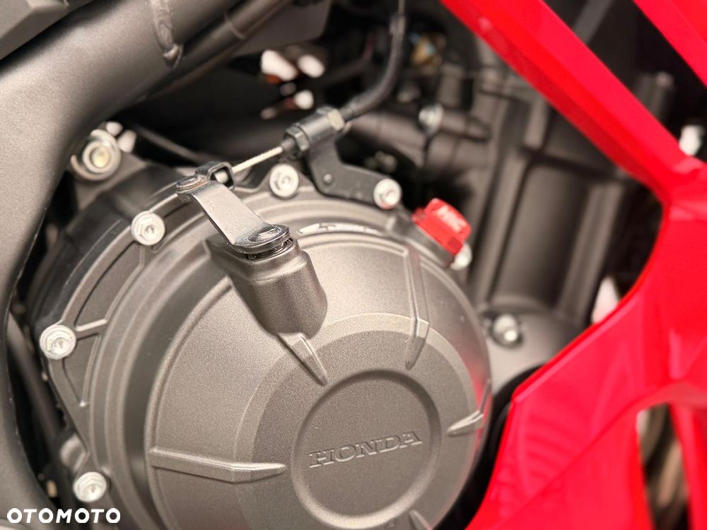 Honda CBR - 15