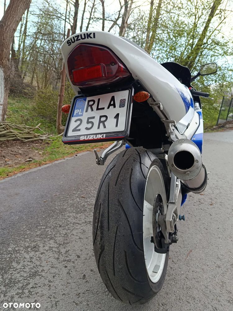 Suzuki GSX-R - 12