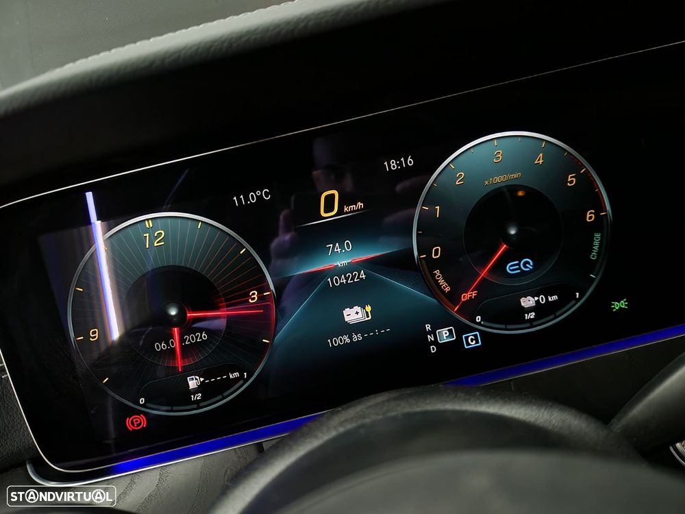 Mercedes-Benz E 300 de AMG Line 4Matic - 12