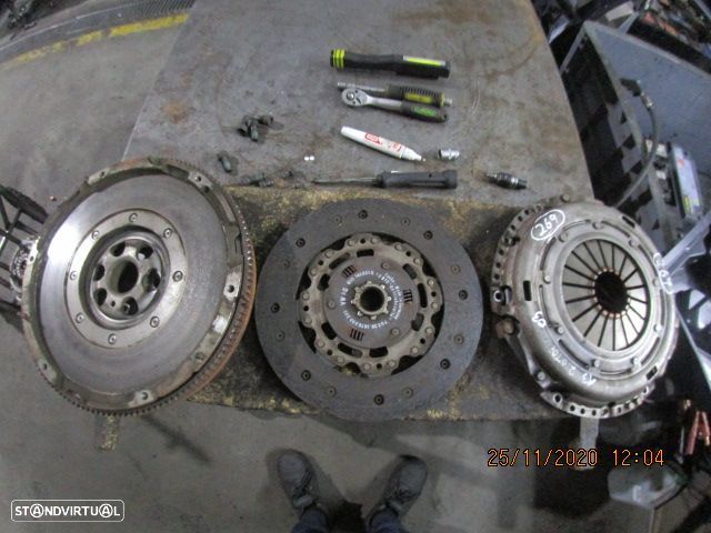 Embraiagem 03G141025H 063082000148 TYPM24 AUDI A3 2003 2.0 TDI SACHS Bimassa Completo - 1